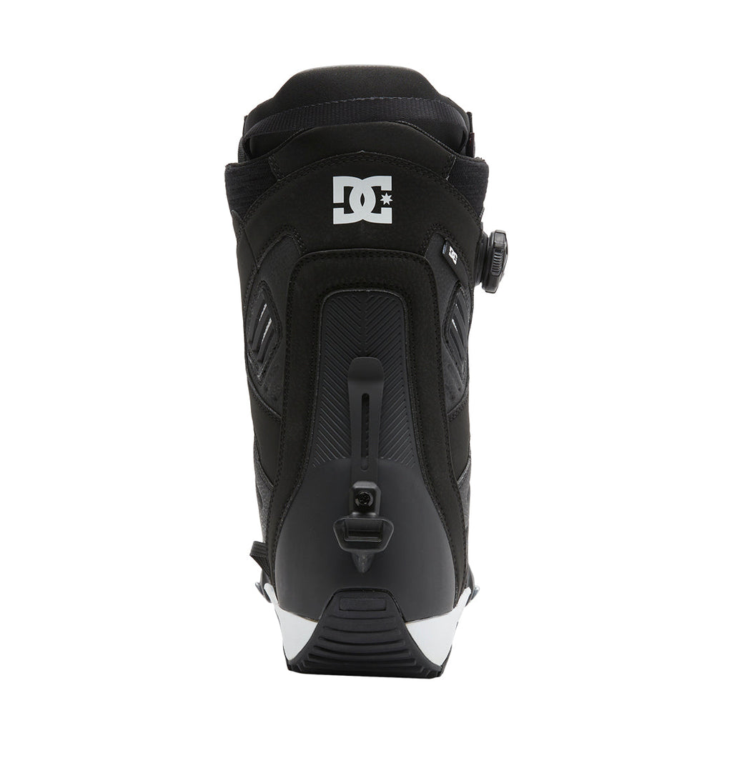 The Men’s Judge Step On® Snowboard Boot by DC Shoes is shown in black from the rear, highlighting the DC Shoes logo at the top and a BOA dial on the side. Featuring a Dual Zone BOA Fit System for precise adjustment, this boot’s heel area includes textured detailing with a white accent at the base.