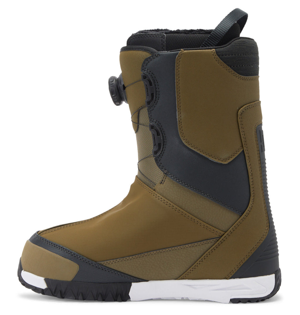A single DC Shoes Men’s Transcend BOA® Snowboard Boot in olive green and black, featuring a dial lacing system, thick Vibram outsole, and reinforced ankle support, is shown in a side view against a white background.